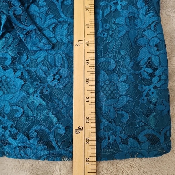 Charter Club Blue Floral Lace Top Size XS - Picture 8 of 8